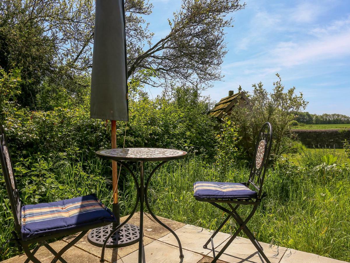 The Lodge At Mortons Malmesbury Buitenkant foto