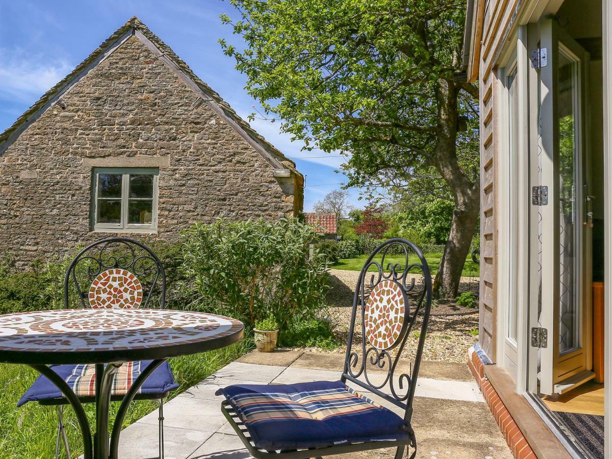 The Lodge At Mortons Malmesbury Buitenkant foto